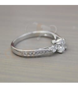 Bague solitaire avec zircon en argent 925