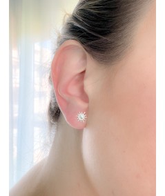 Boucle d'oreille mini soleil de perles 8mm